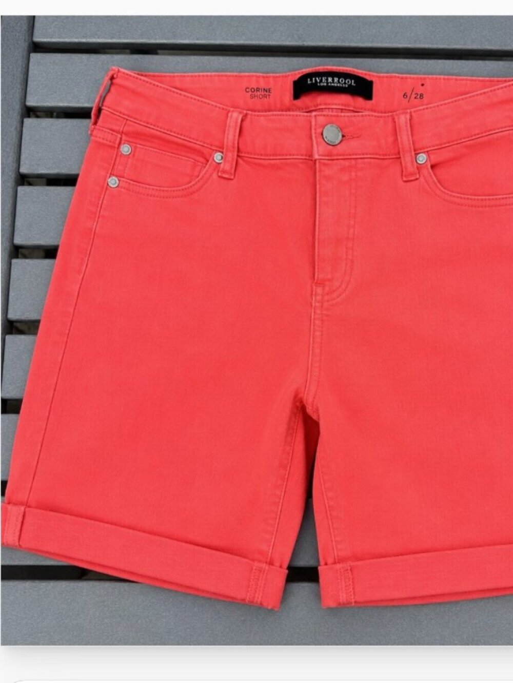 Liverpool Corine Shorts Women’s Size 6 Red Cuffed Stretch Denim